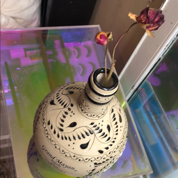 Handmade hand painted clay tequila bottle … - Picture 2 of 6